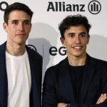 Alex Marquez e suo fratello Marc (Ansa)