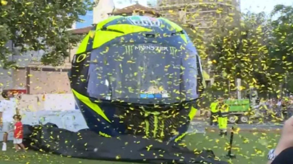 Casco Valentino Rossi (Sky Sport)