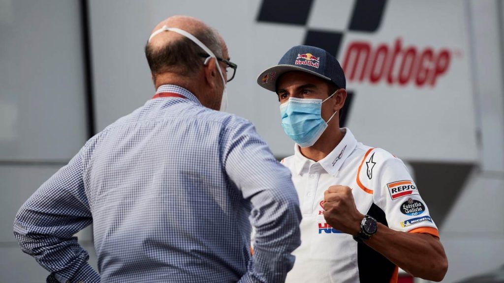 Carmelo Ezpeleta e Marc Marquez (Ansa)