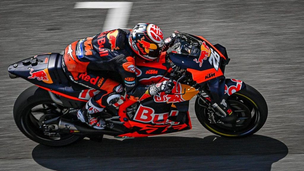 dani-pedrosa-ktm-motogp-wild-card